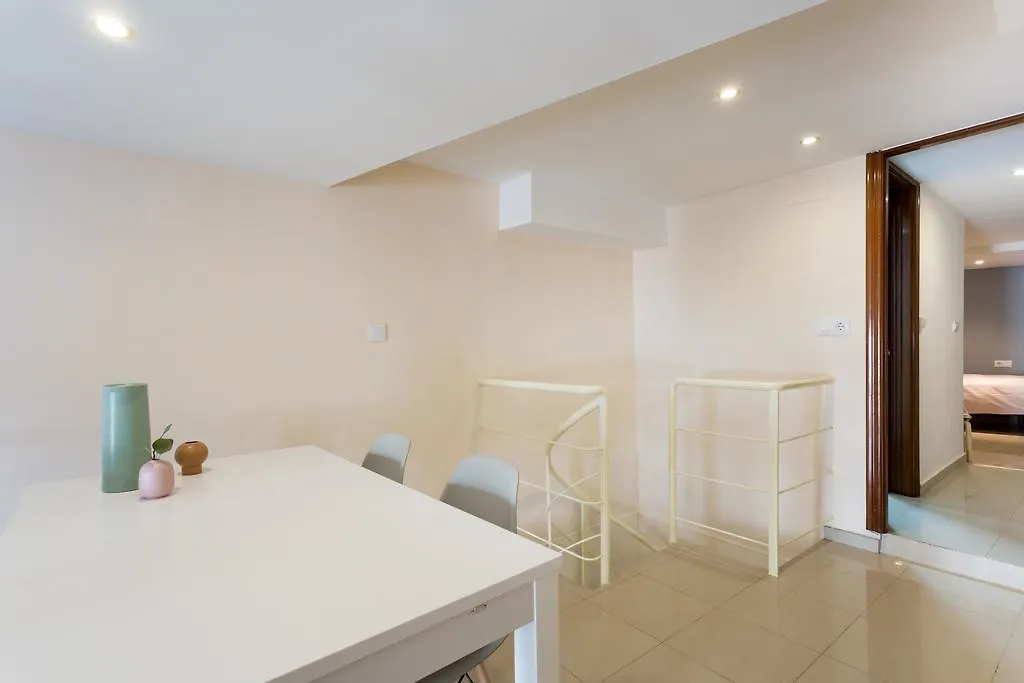 Apartamentos Diaber Gerona 22 Seville