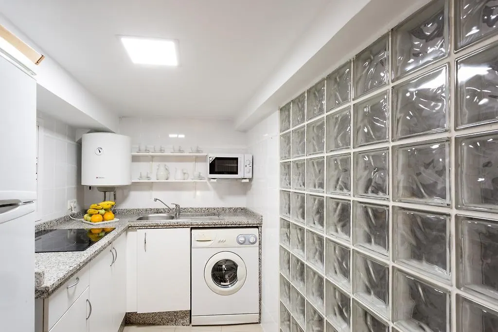 Apartamentos Diaber Gerona 22 塞维利亚 公寓