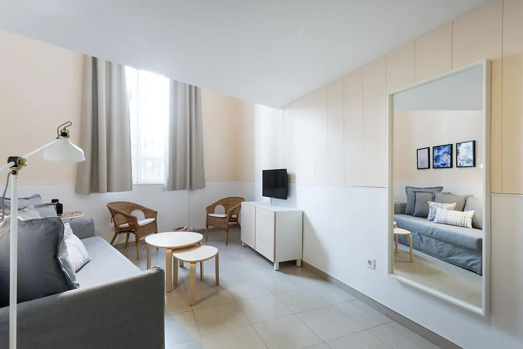 Apartamentos Diaber Gerona 22 塞维利亚