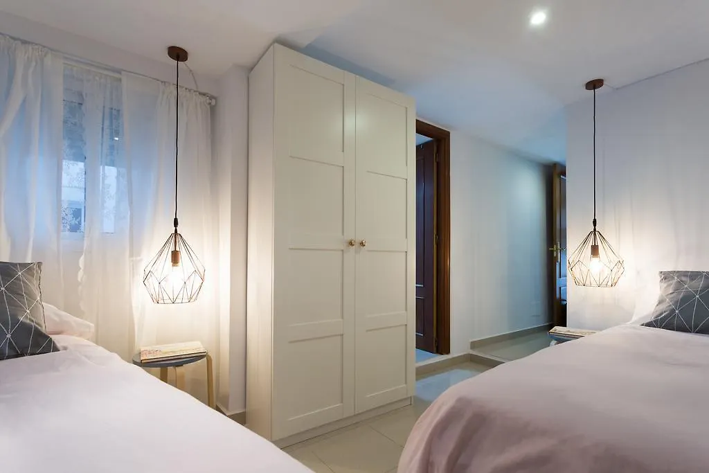 Apartamentos Diaber Gerona 22 Sevilla Apartmán